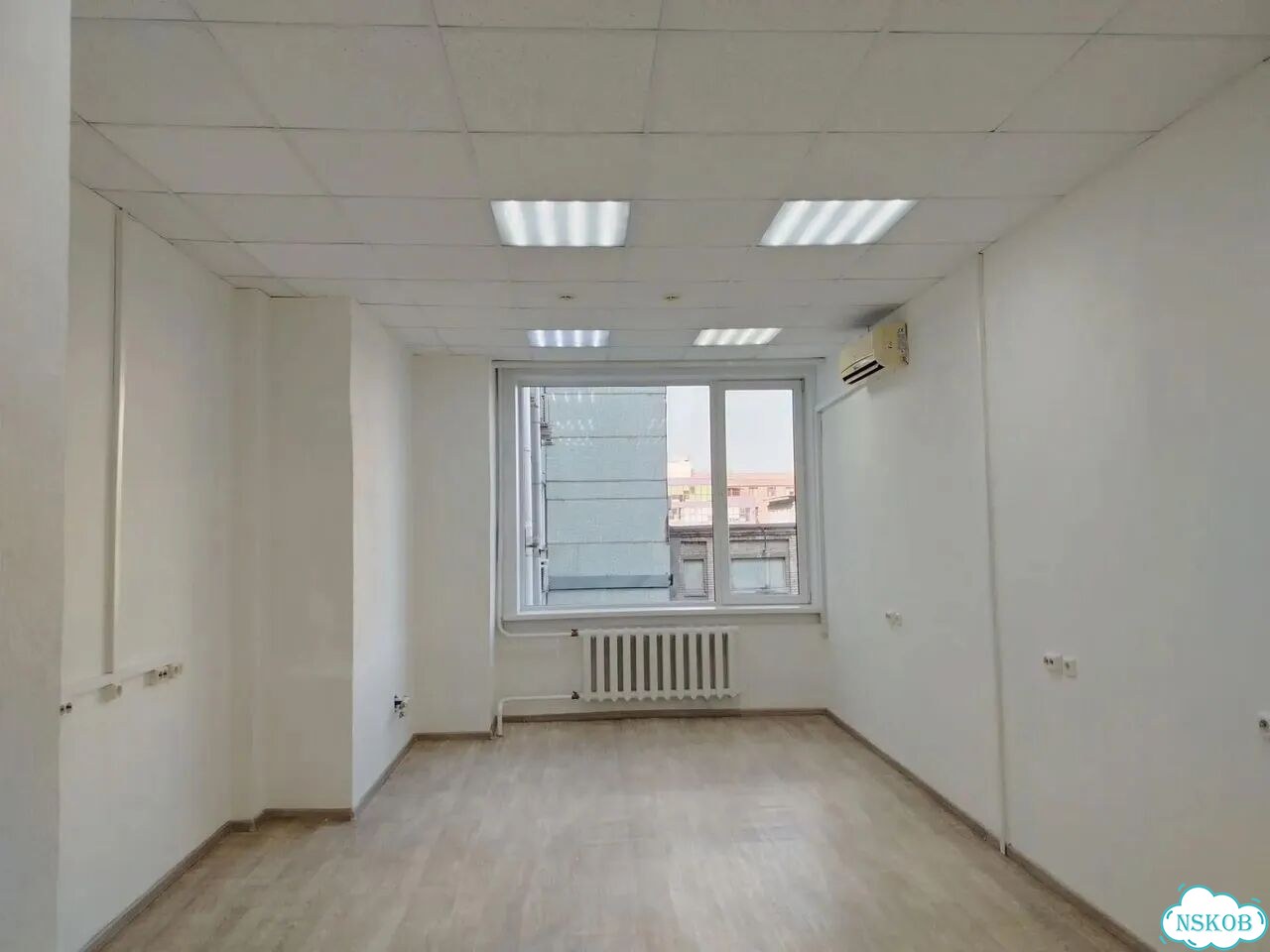 Офис, 29.6 м² с мокрой точкой для салона красоты фото 17