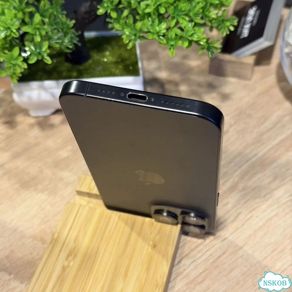 iPhone 15 Pro Max, 512 ГБ, SIM + eSIM фото 8