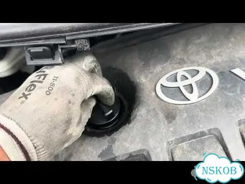 Защита арок (подкрылок) правая передняя Toyota Auris E15 фото 2