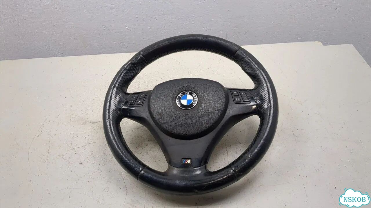 Руль BMW X3 E83 фото 1
