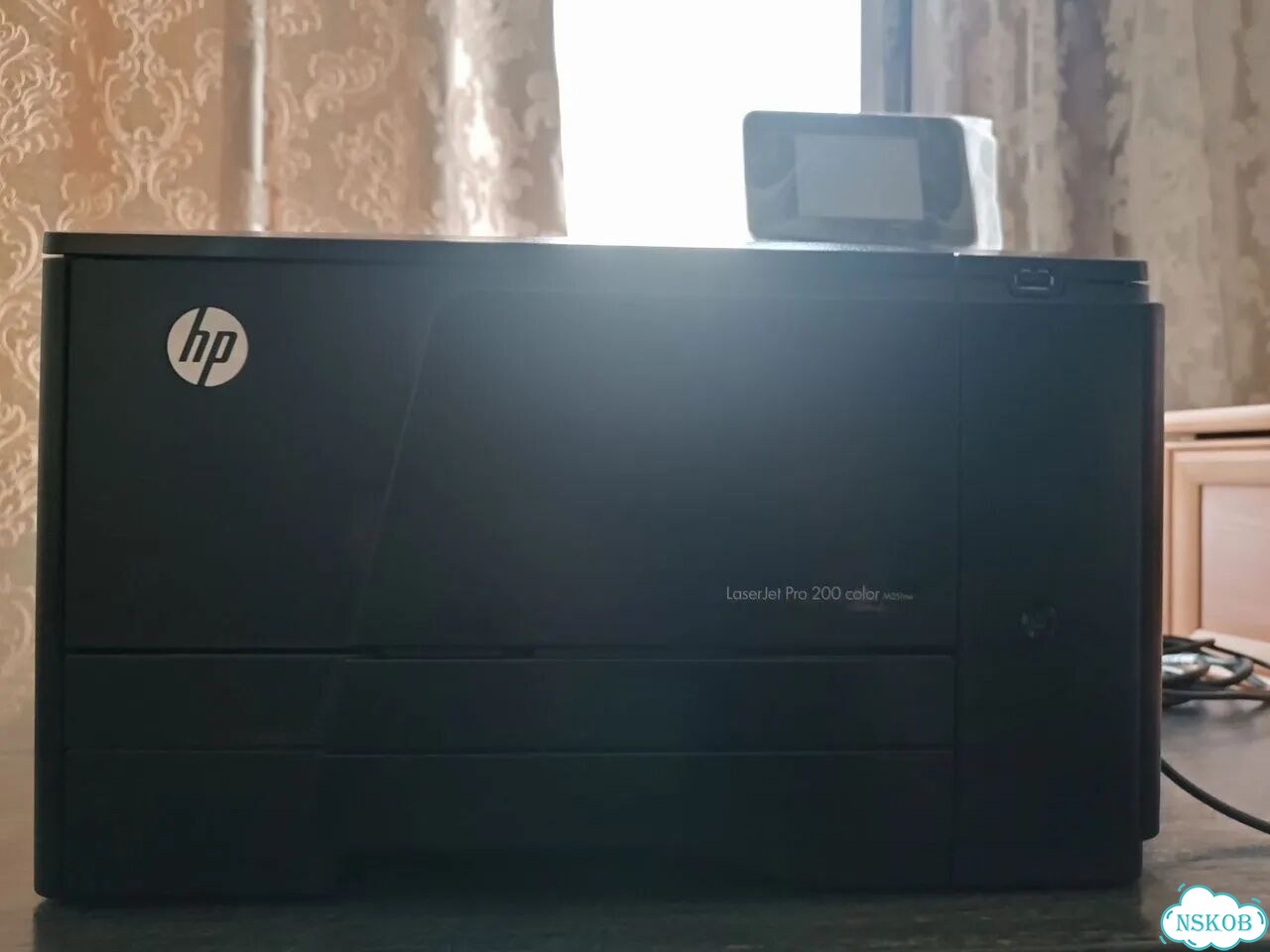 Цветной лазерный принтер нp LaserJet Pro 200 color фото 1