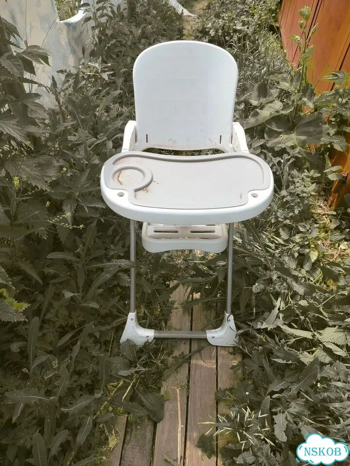 Столик для кормления фото 1