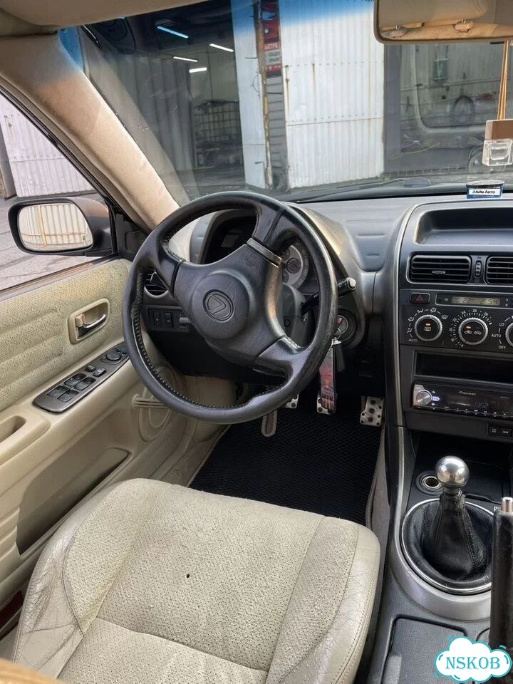 Lexus IS 2.0 MT, 1999, 370 000 км фото 11