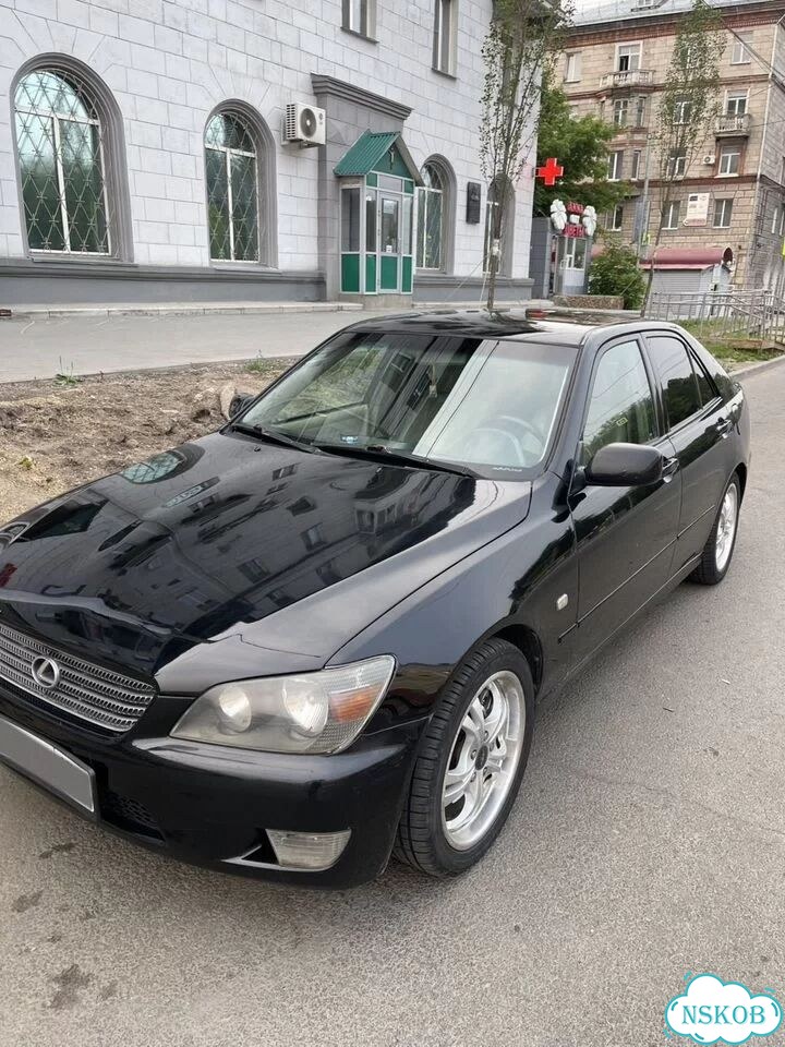Lexus IS 2.0 MT, 1999, 370 000 км фото 2