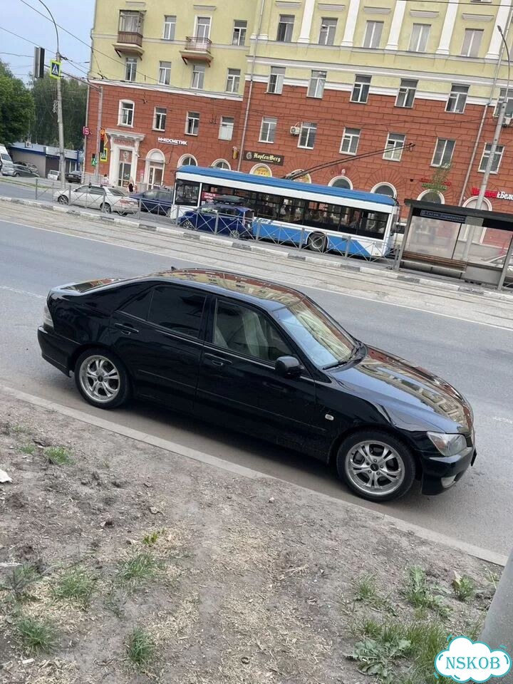 Lexus IS 2.0 MT, 1999, 370 000 км фото 4