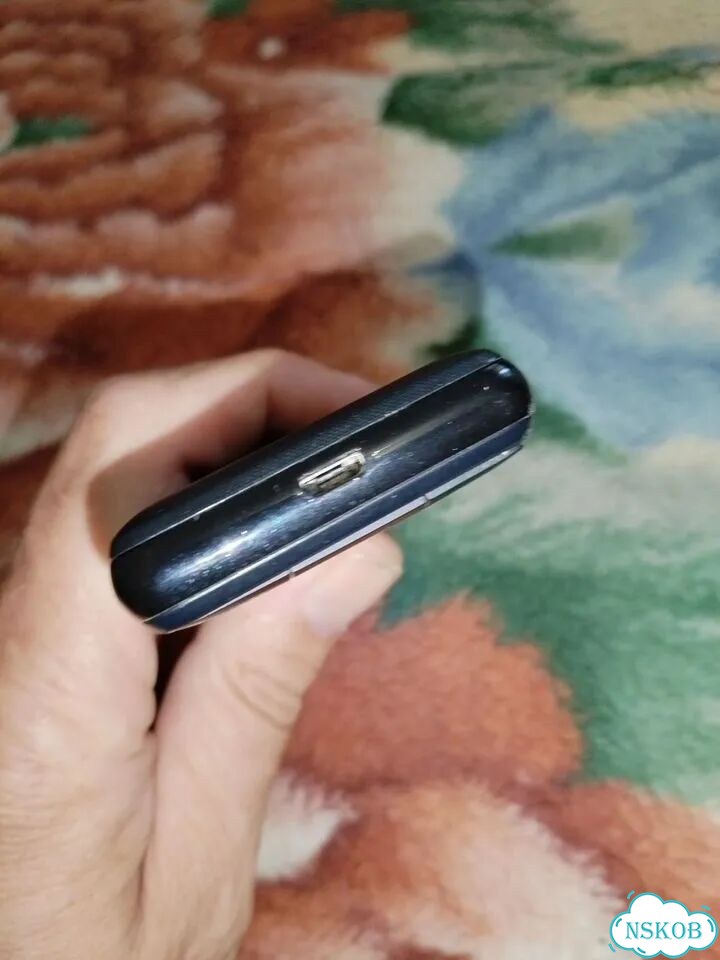 Philips Xenium E169, 2 SIM фото 5