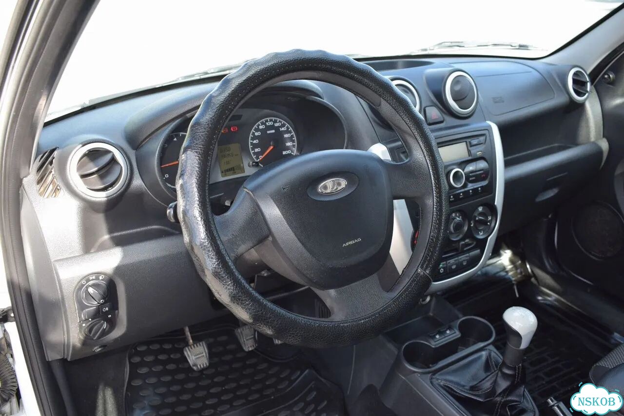 ВАЗ (LADA) Granta 1.6 MT, 2016, 140 000 км фото 12