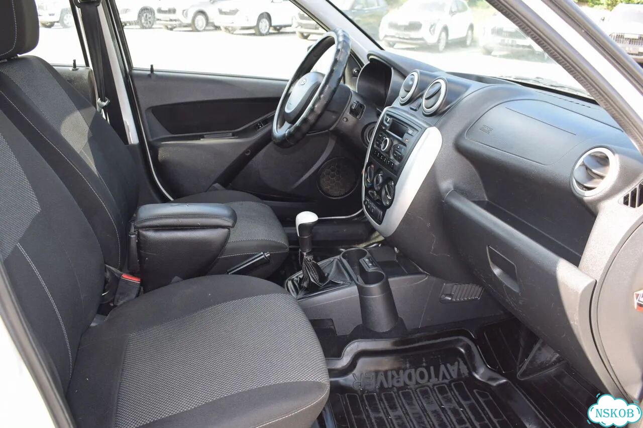 ВАЗ (LADA) Granta 1.6 MT, 2016, 140 000 км фото 14