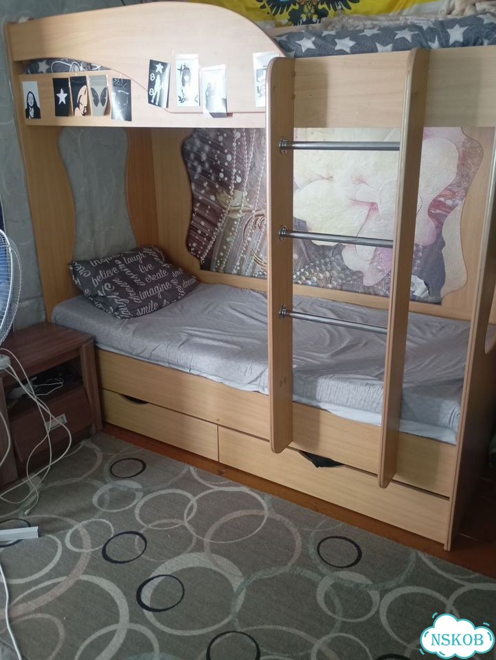 Продам двухярусную кровать фото 1