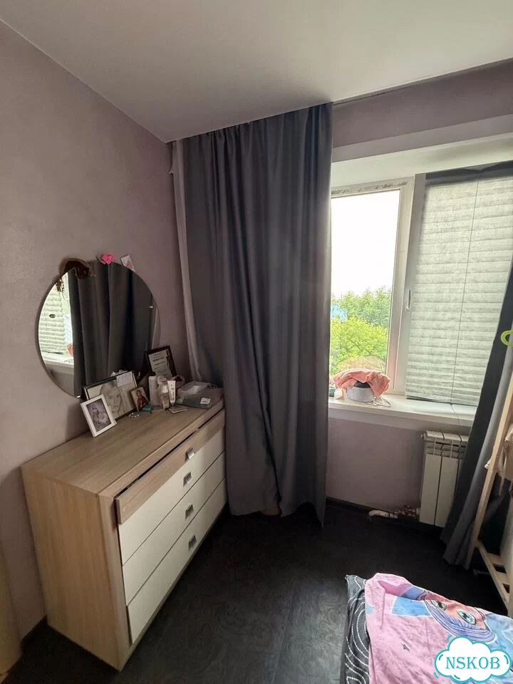 4-к. квартира, 60 м², 5/5 эт. фото 1