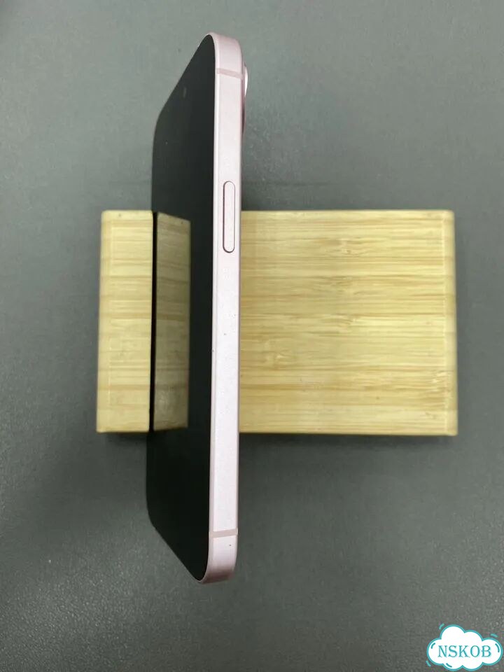iPhone 15, 128 ГБ, SIM + eSIM фото 5