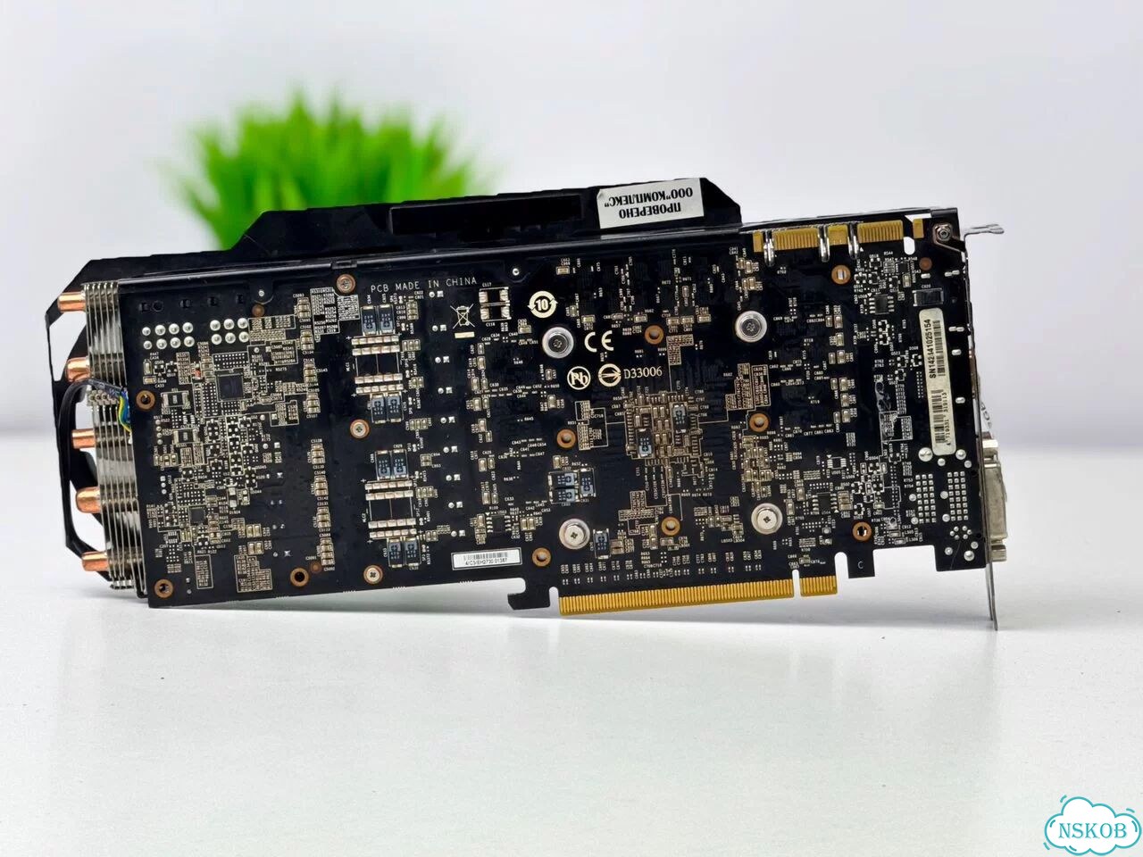 GTX 770 2GB Gigabyte фото 2
