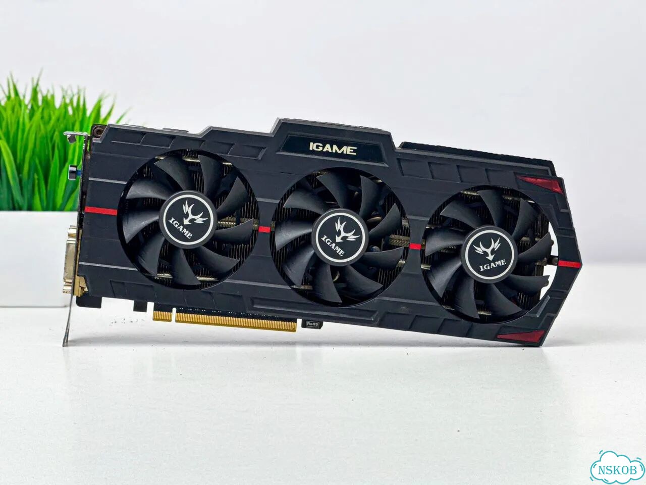 GTX 760 2GB Colorful iGame фото 1