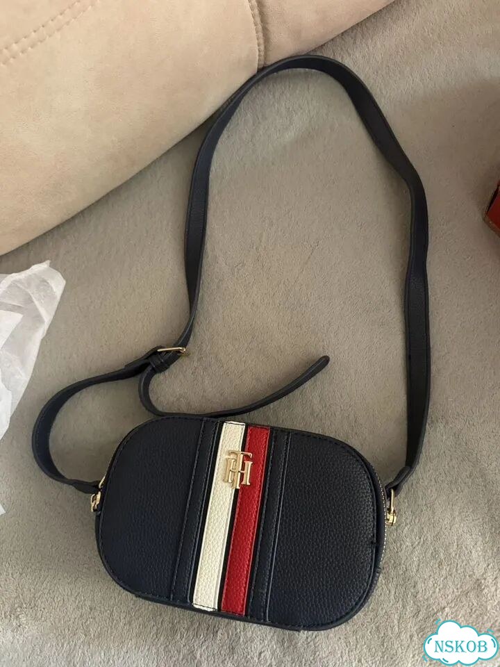 Сумка tommy hilfiger фото 1