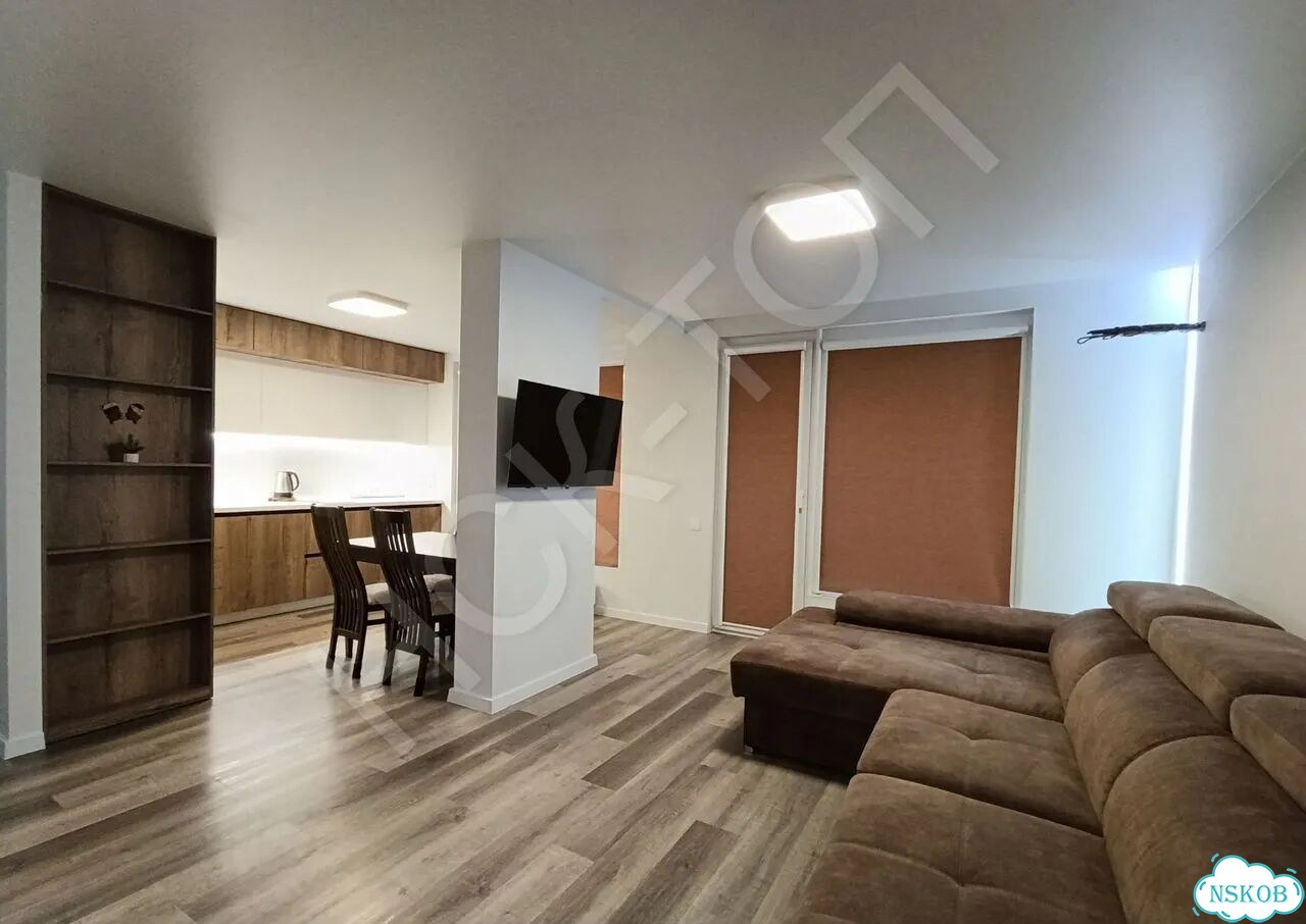2-к. квартира, 78,8 м², 3/9 эт. фото 2