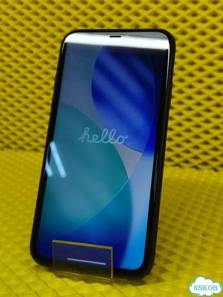 iPhone 11, 64 ГБ, SIM + eSIM фото 1