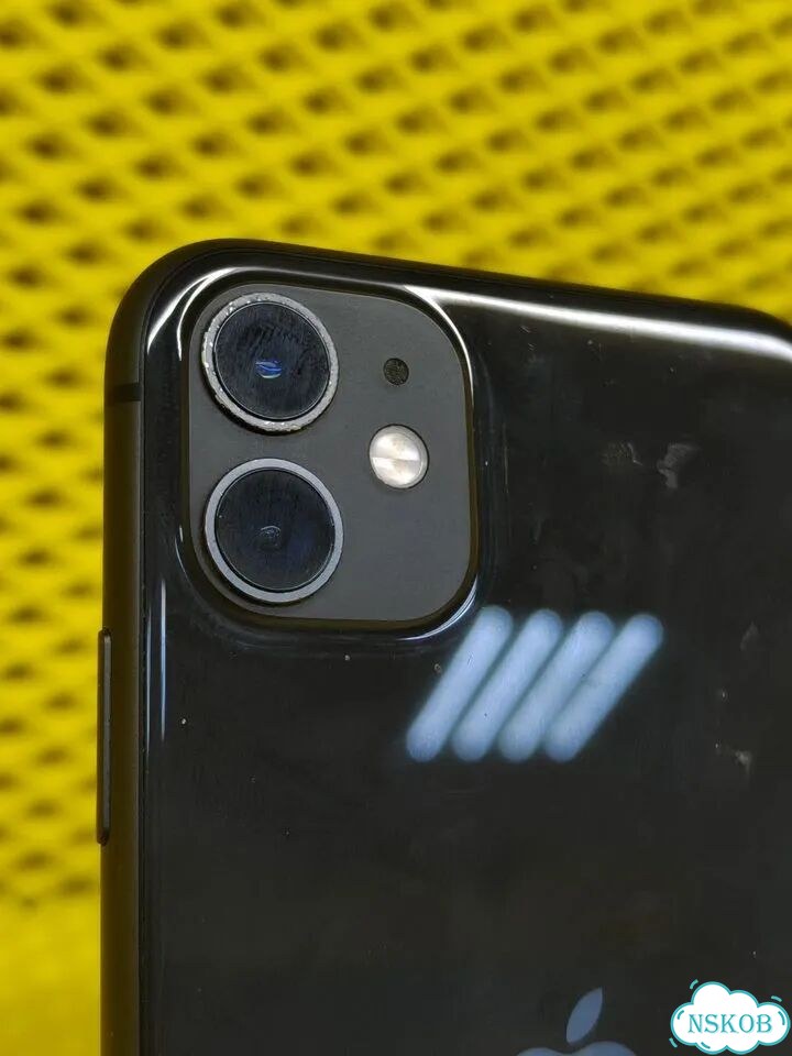 iPhone 11, 64 ГБ, SIM + eSIM фото 2