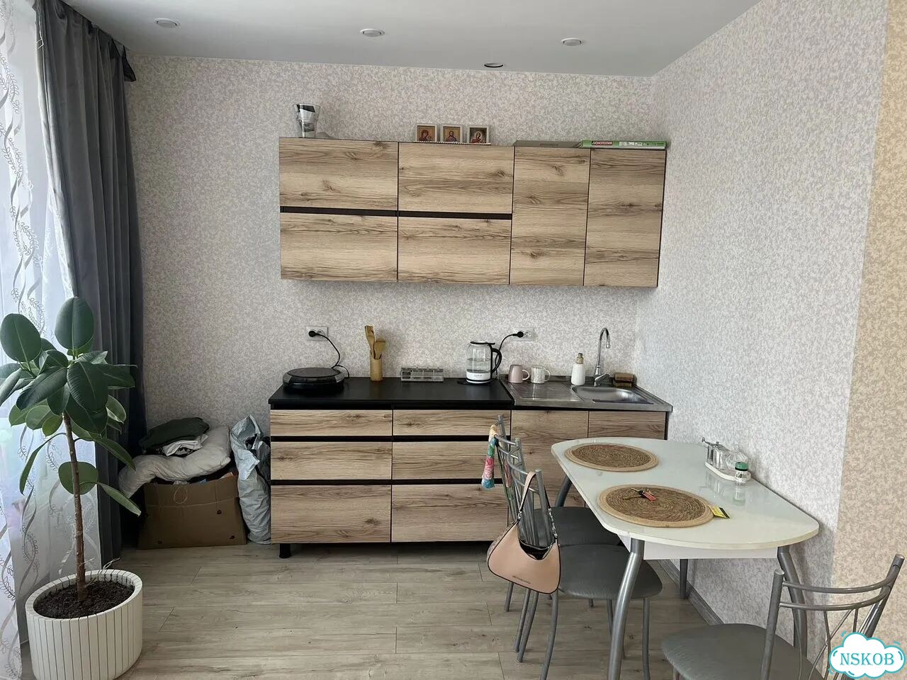 1-к. квартира, 300 м², 4/18 эт. фото 4