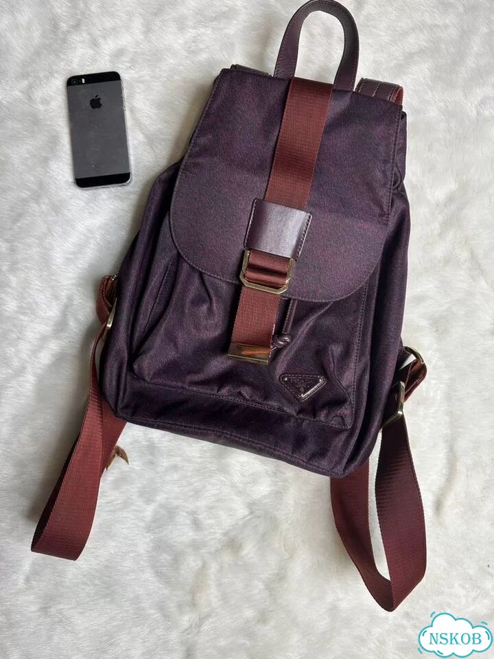 Prada nylon рюкзак оригинал фото 2