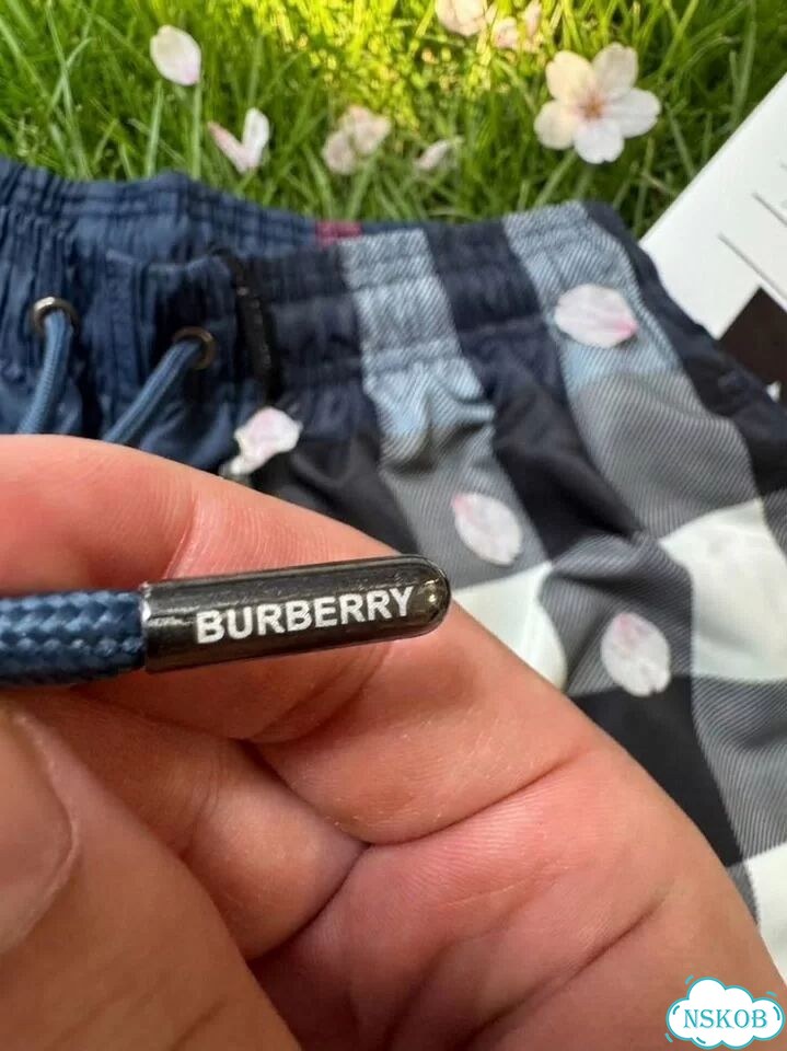 Шорты Burberry London England фото 6