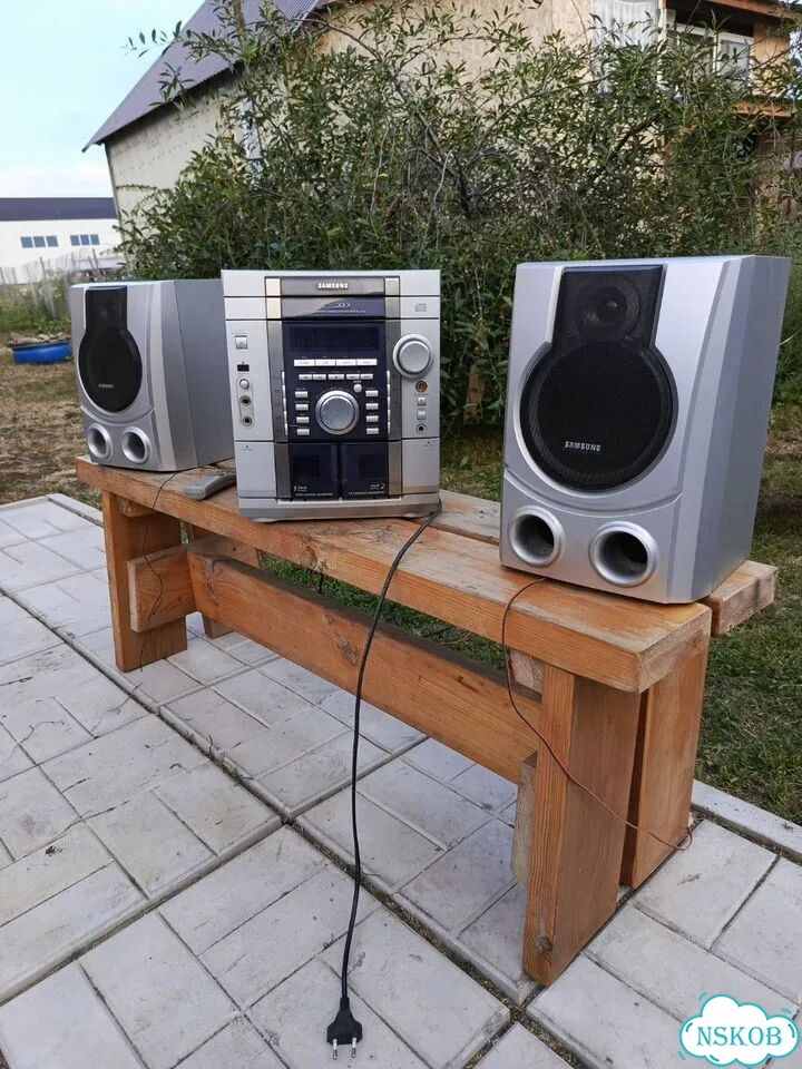 Музыкальный центр samsung Max-42 фото 1