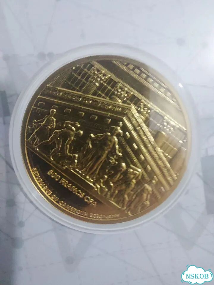 Монета серебро фото 3