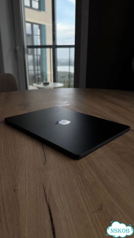 Ноутбук Apple MacBook Air 13 M2 16/256 фото 2
