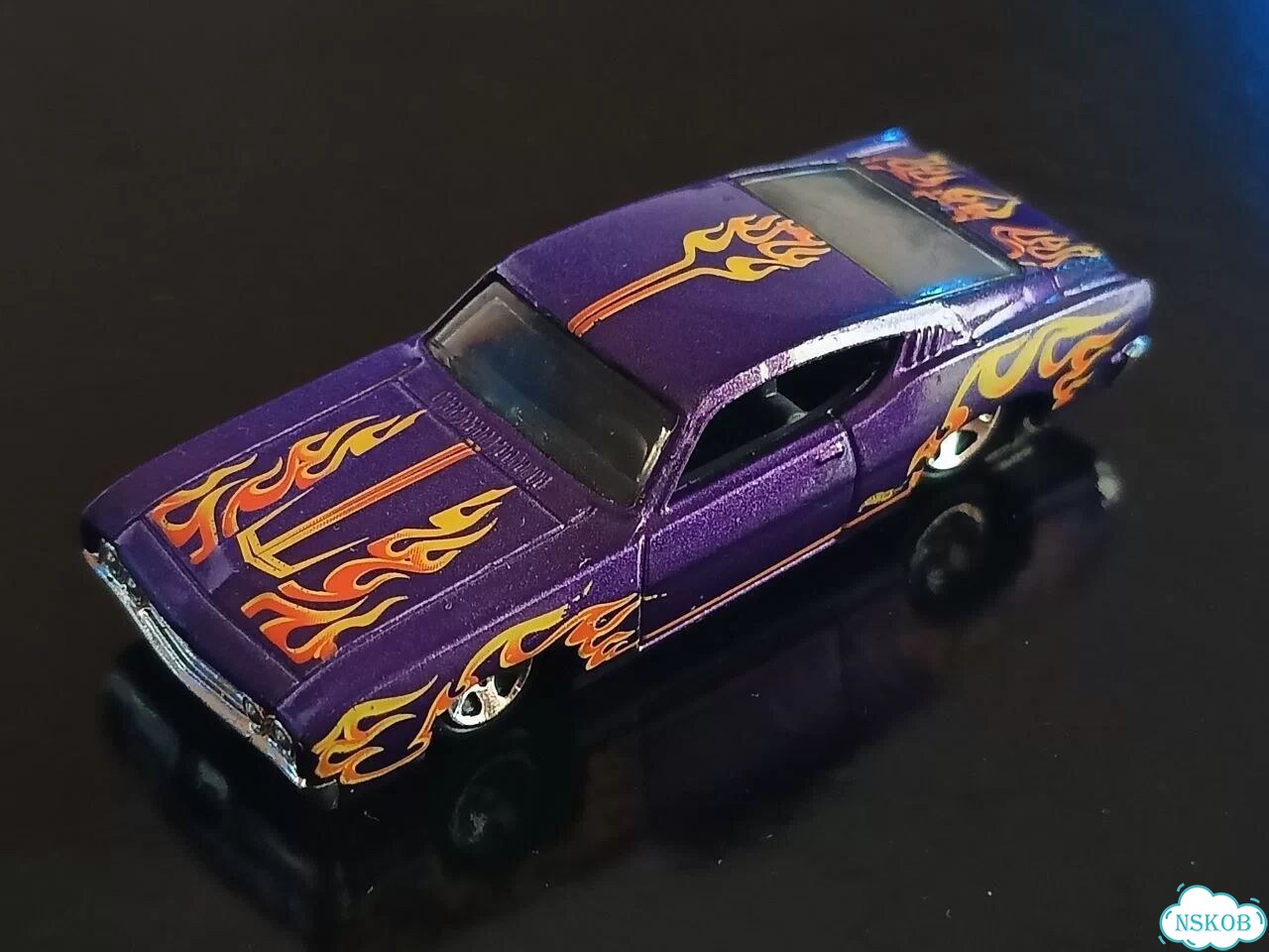 Hot Wheels Ford Torino Talladega фото 4