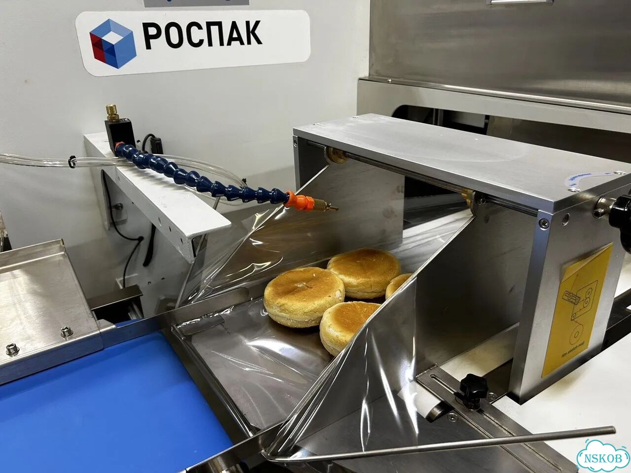 Горизонтальная упаковочная машина (опция газ+спирт) AGR-700wxse / Сертифицированный товар фото 8