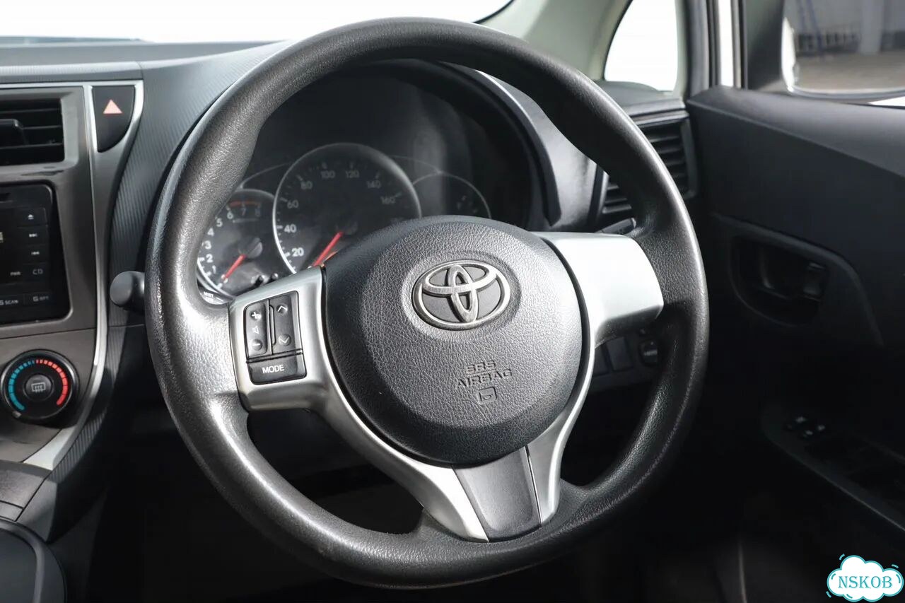Toyota Ractis 1.3 CVT, 2013, 144 300 км фото 11