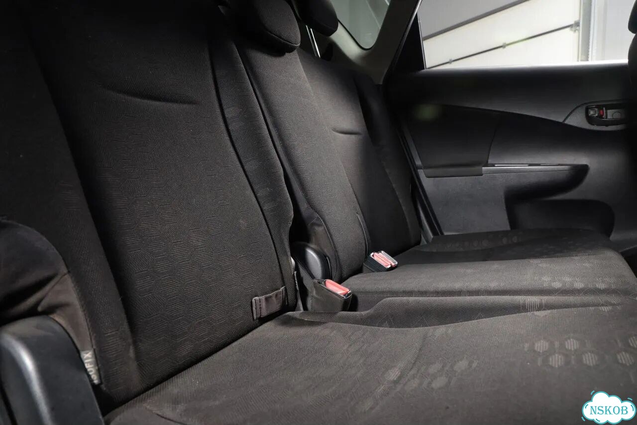 Toyota Ractis 1.3 CVT, 2013, 144 300 км фото 16
