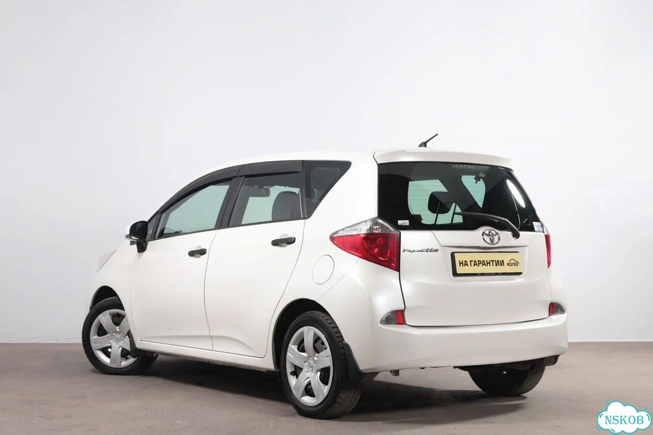 Toyota Ractis 1.3 CVT, 2013, 144 300 км фото 4