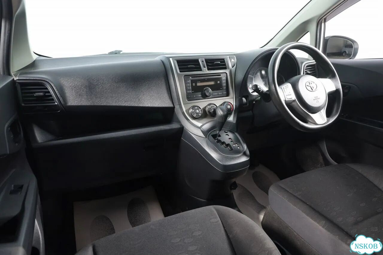 Toyota Ractis 1.3 CVT, 2013, 144 300 км фото 7