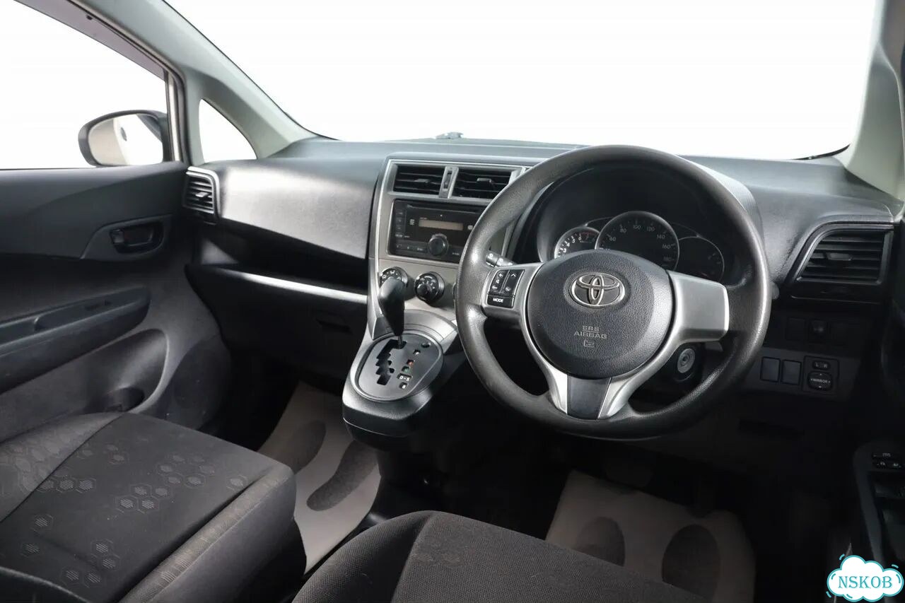 Toyota Ractis 1.3 CVT, 2013, 144 300 км фото 9