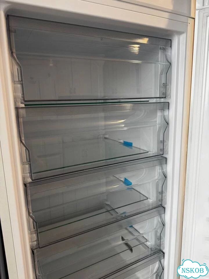 Морозильный шкаф Haier фото 6