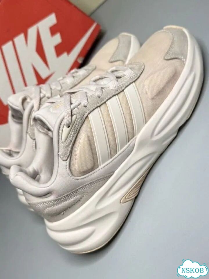 Кроссовки (Adidas) оригинал 38р фото 1