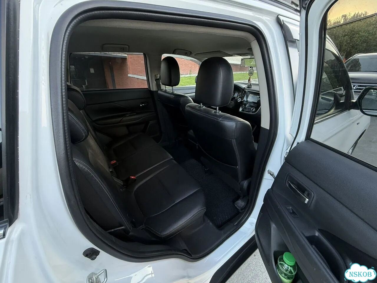 Mitsubishi Outlander 3.0 AT, 2013, 286 000 км фото 13