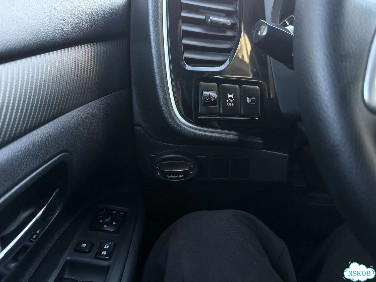 Mitsubishi Outlander 3.0 AT, 2013, 286 000 км фото 19
