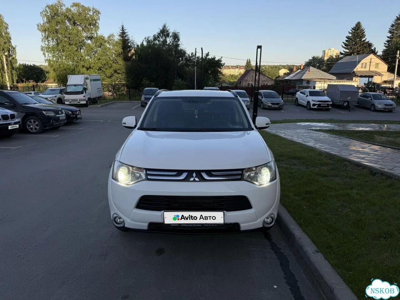 Mitsubishi Outlander 3.0 AT, 2013, 286 000 км фото 2