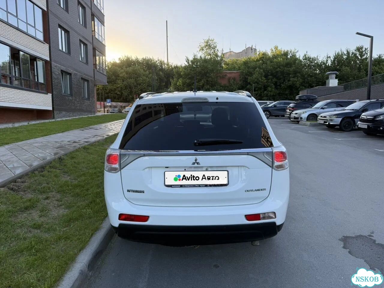 Mitsubishi Outlander 3.0 AT, 2013, 286 000 км фото 5