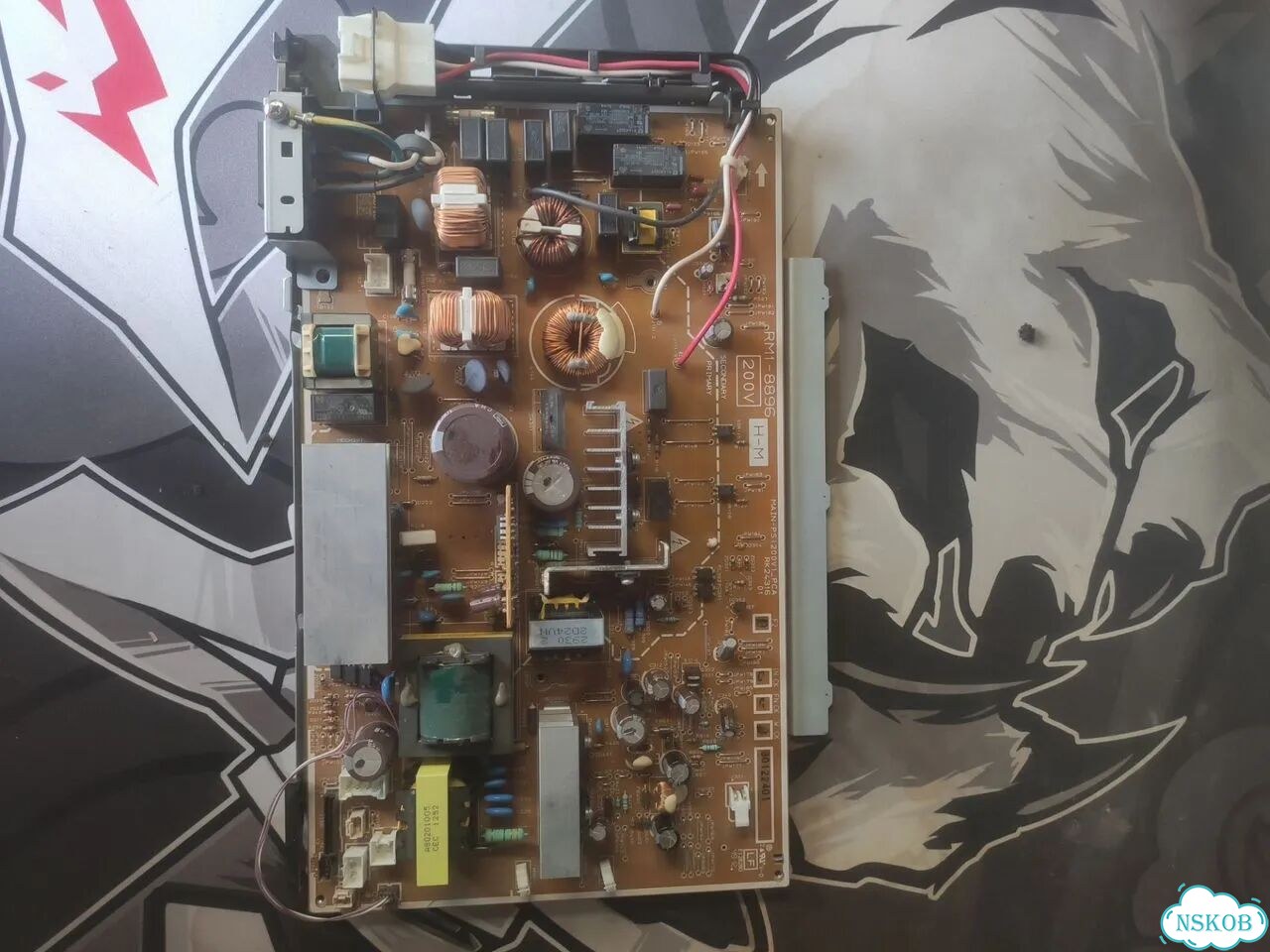 Плата питания rm1-8896 hp m775 фото 1