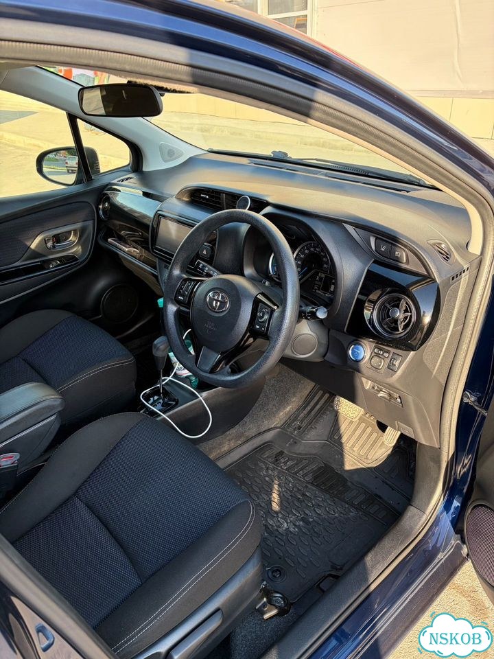 Toyota Vitz 1.5 CVT, 2018, 91 000 км фото 12