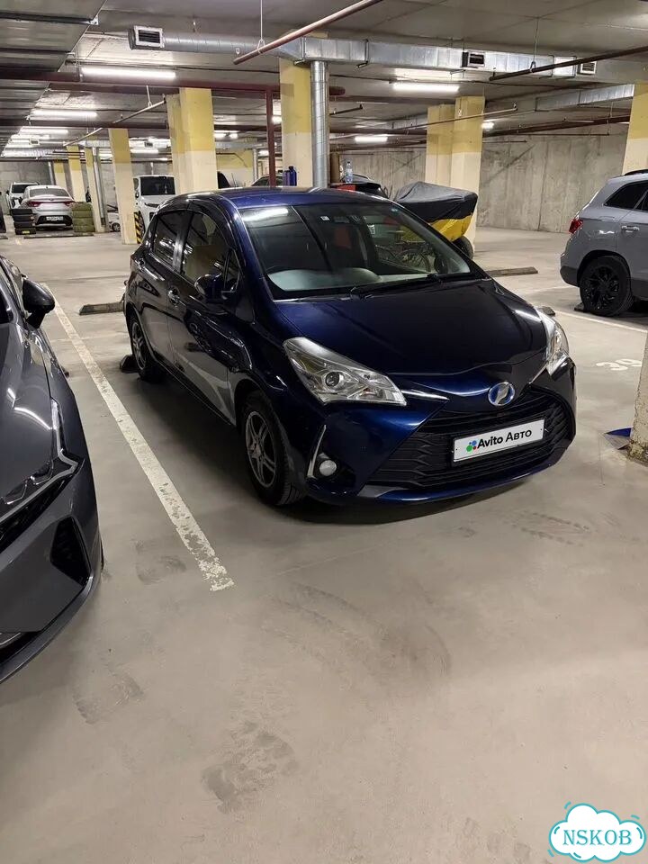 Toyota Vitz 1.5 CVT, 2018, 91 000 км фото 3