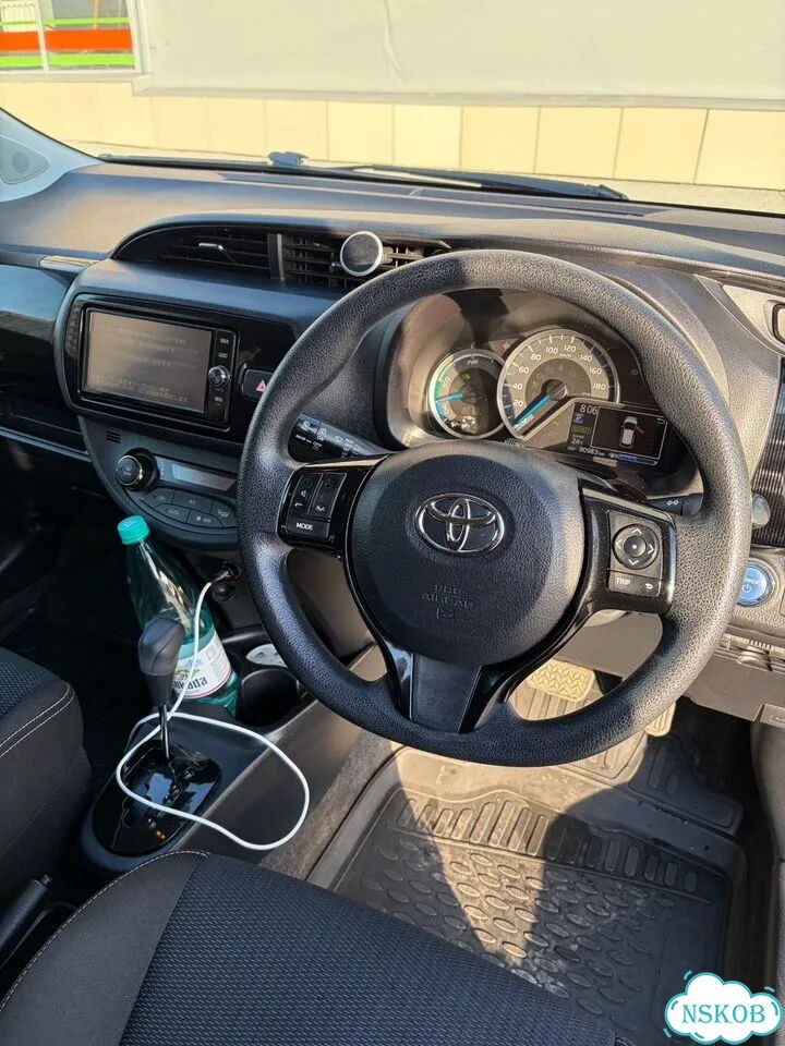 Toyota Vitz 1.5 CVT, 2018, 91 000 км фото 5