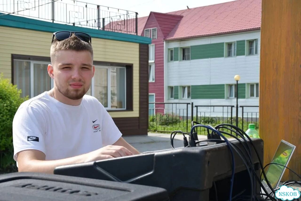 Звукорежиссер на мероприятие фото 2