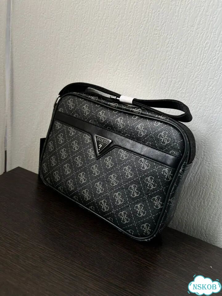 Сумка Guess фото 1