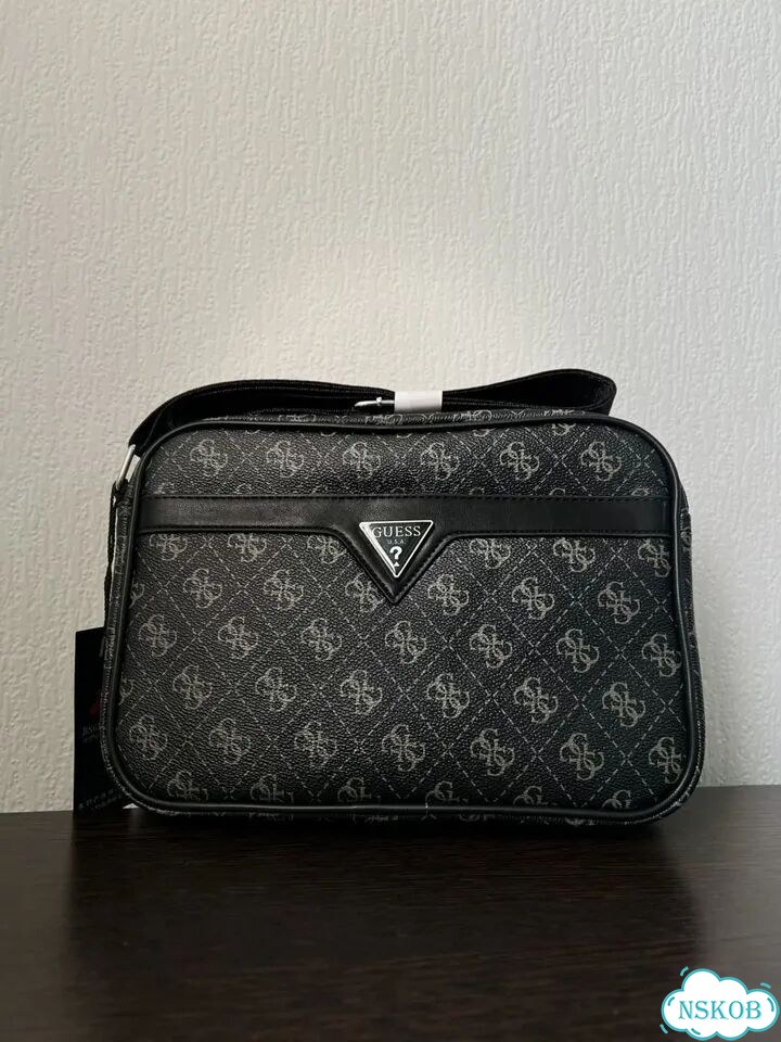 Сумка Guess фото 2