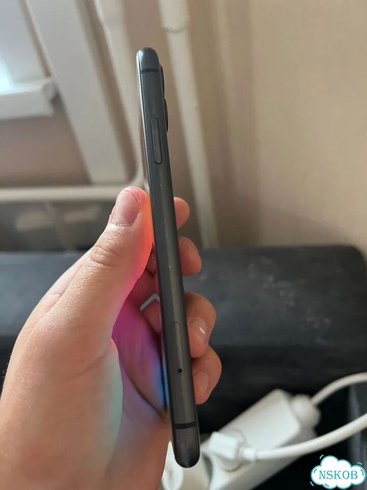 iPhone 11, 128 ГБ, SIM + eSIM фото 5