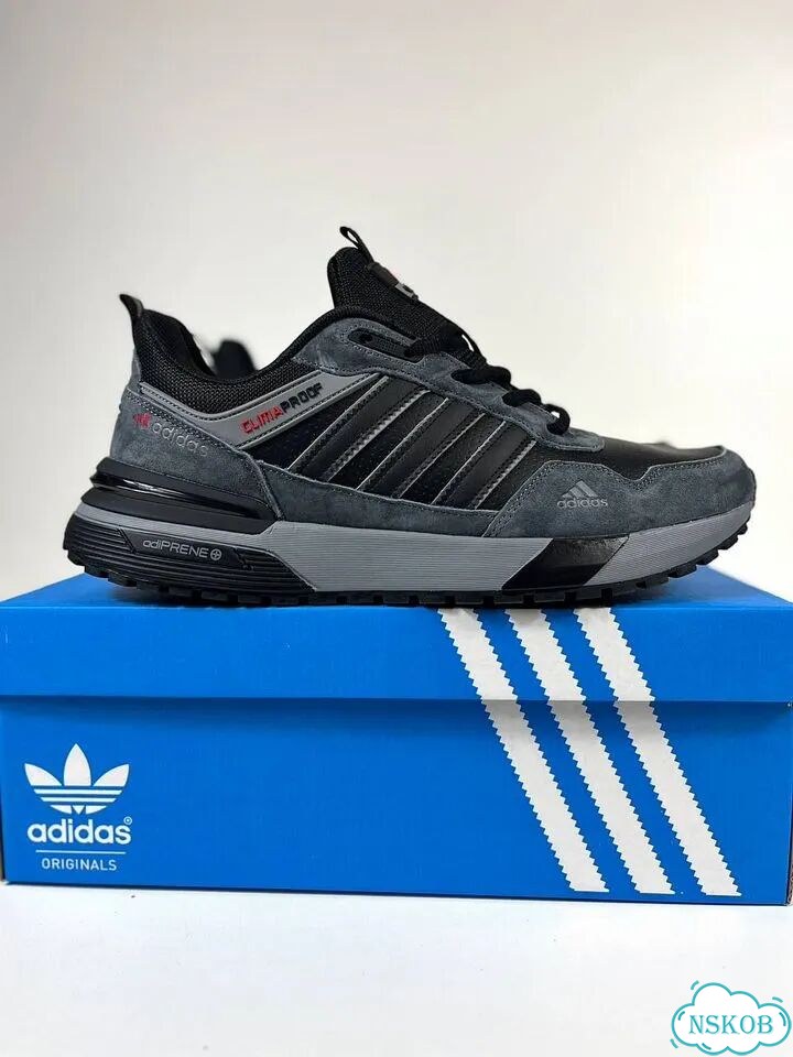 Кроссовки Adidas фото 1