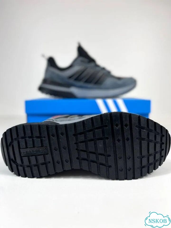 Кроссовки Adidas фото 4